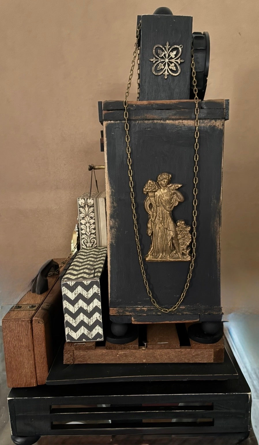"Time" - 4-sided 3D - Assemblage